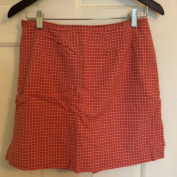 Skort with side zipper - Picture 3 of 3
